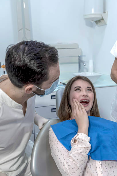 Best Emergency Dentist for Knocked-Out Tooth in Berkeley, IL